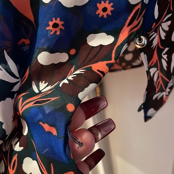 10 Crosby Derek Lam Floral Blouse - Blue and Red - Picture 10 of 11